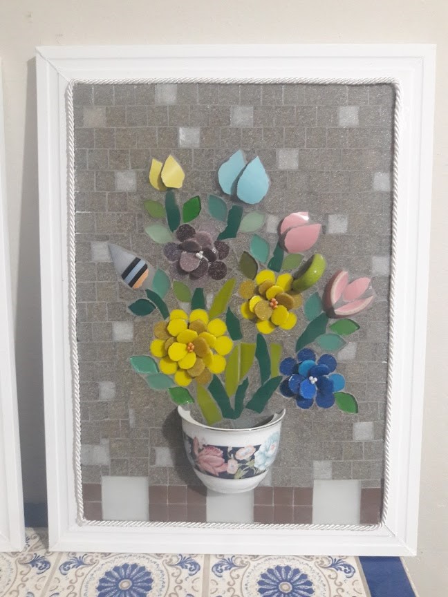 Quadro Buquê Colorido em Mosaico