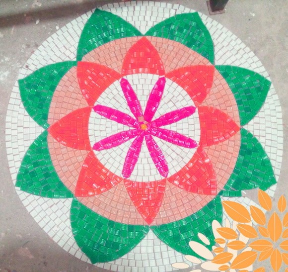 Mandala em Mosaico Colorida Texturizada