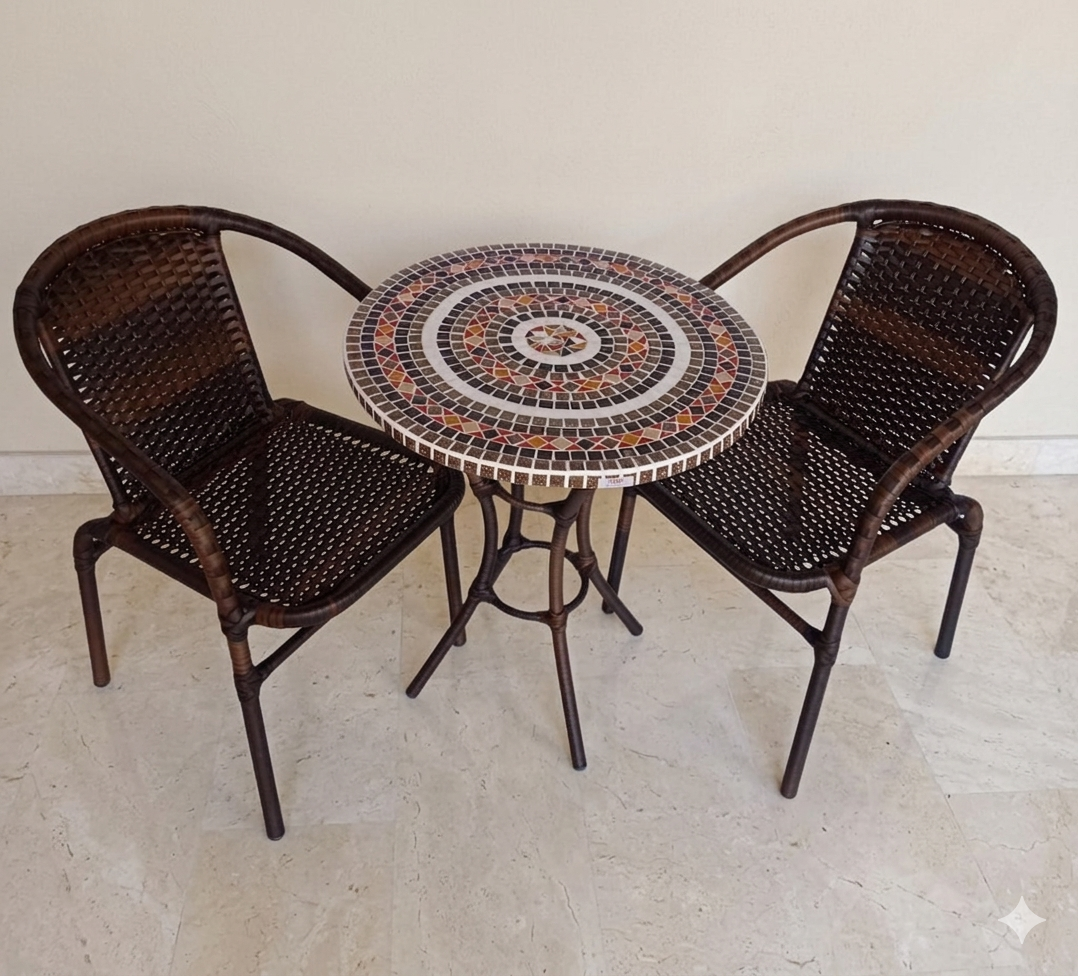 mesa com mosaico decorativo para área externa