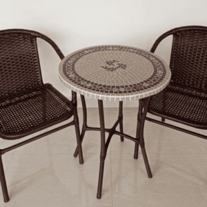 mesa com mosaico decorativo para área externa