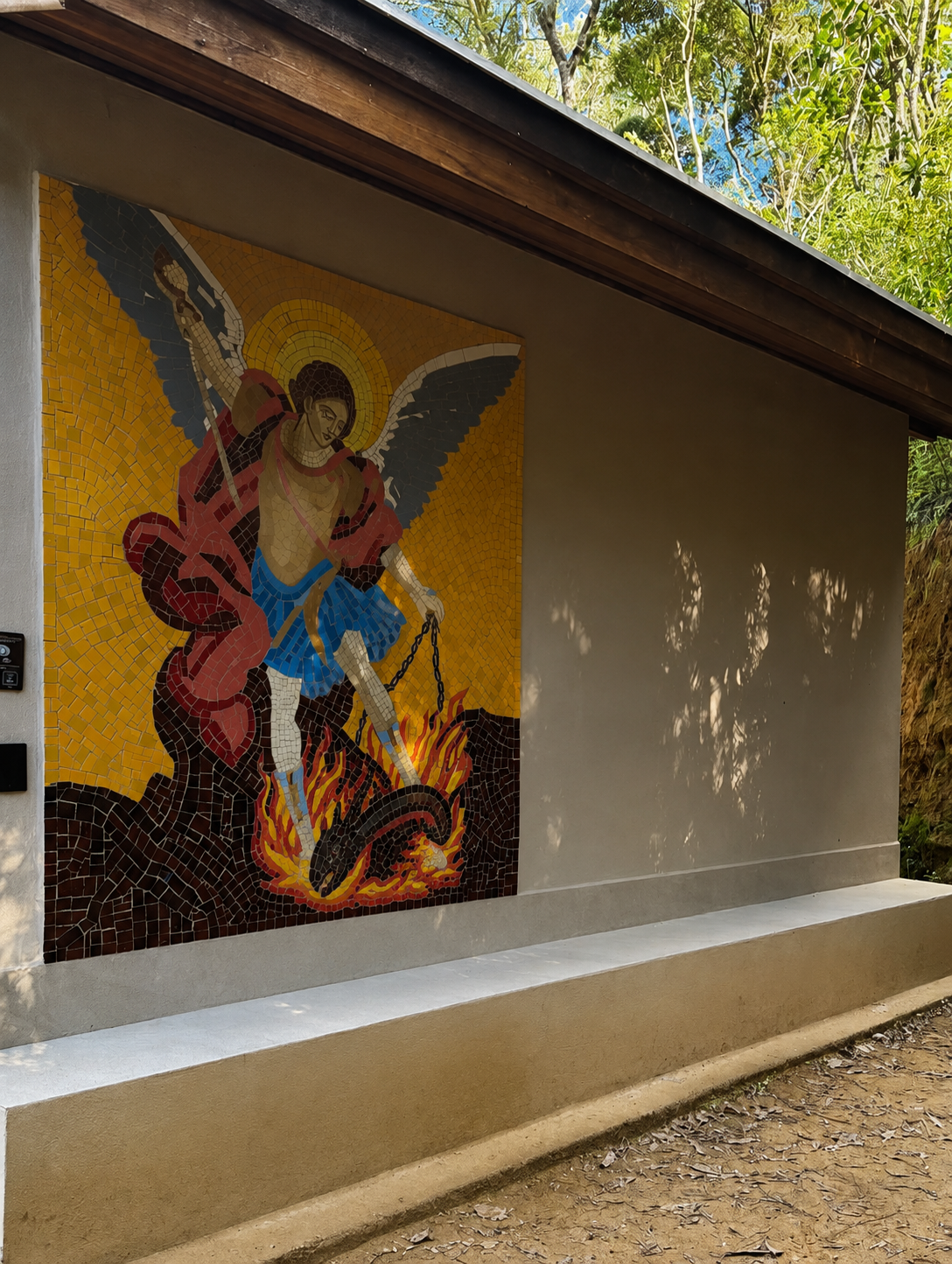 Painel Em Mosaico São Miguel Arcanjo